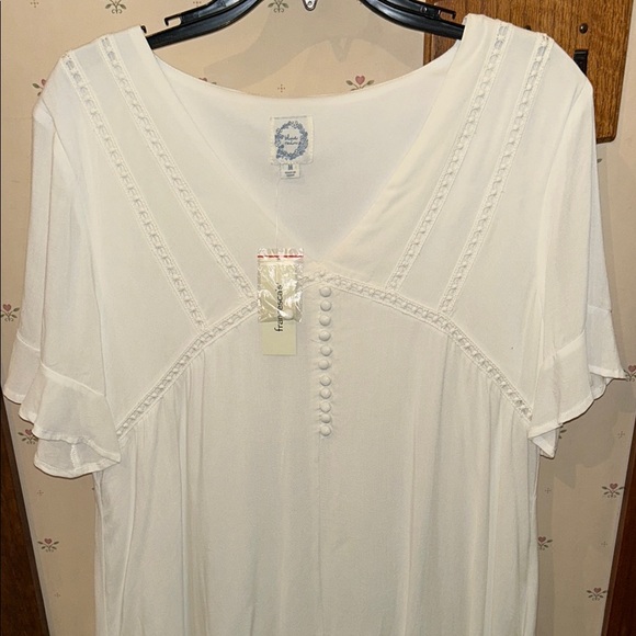 Blue Rain Dresses & Skirts - Francesca’s White Dress